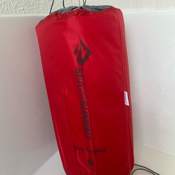 Comfort Plus Insulated Air Sleeping Mat - Picture 3 of 3